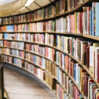 أفضل 10 كتب صدرت هذا العام يجب أن تقرأها